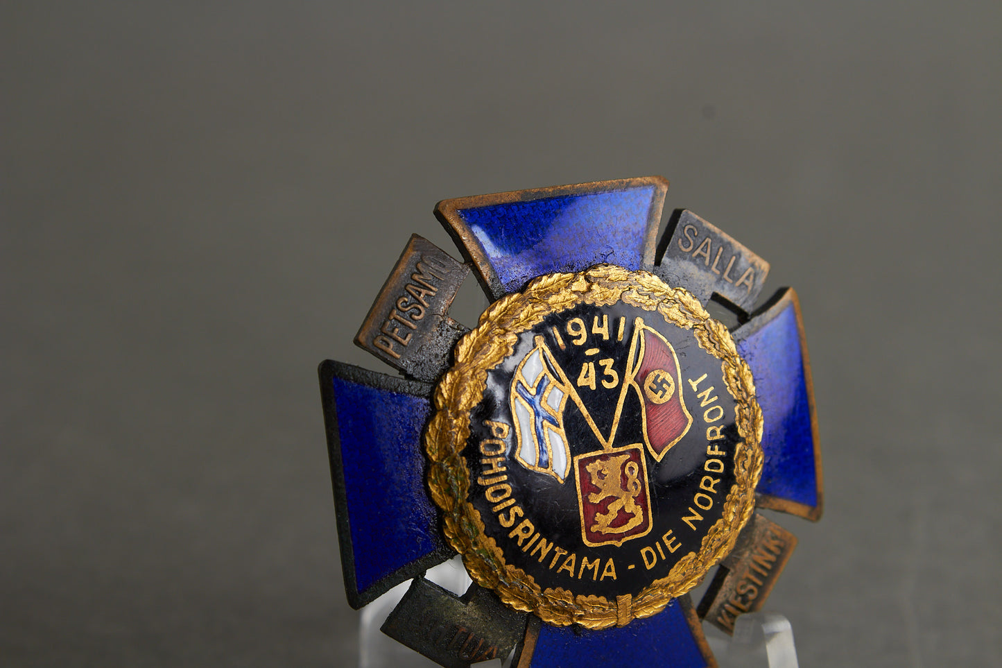 German/Finnish "Nordfront Kreuz 1941-1942". Awarded to German and Finnish soldiers. Original.