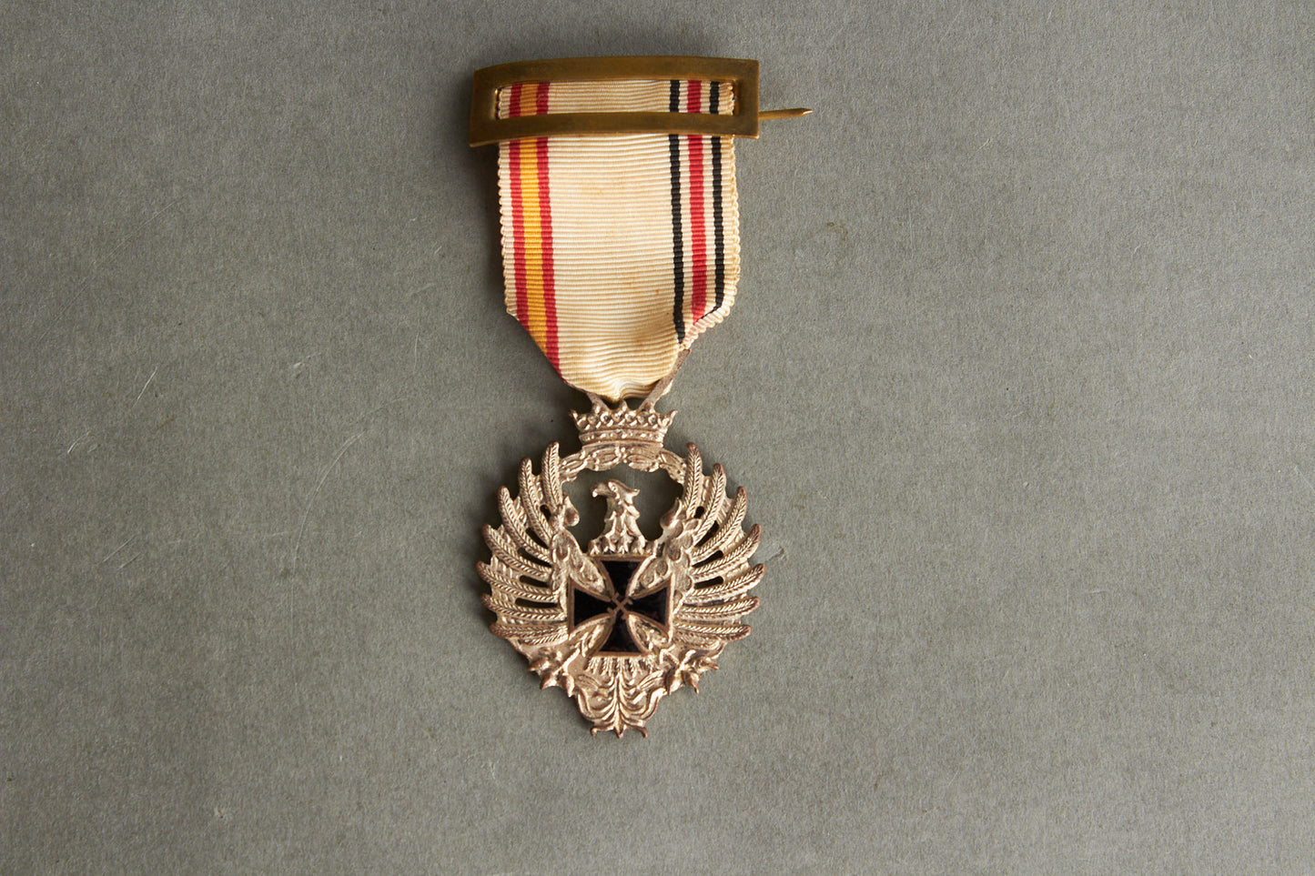 Spanish "Spanische Erinnerungsmedaille der Blauen Division für den Feldzug in Rußland". Rare. Original.