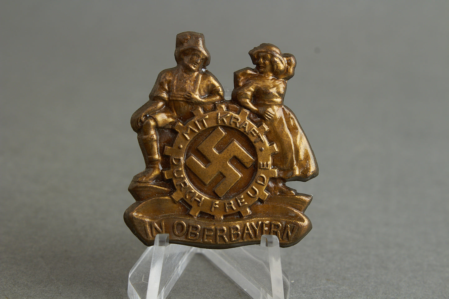 Kraft durch Freude (KdF) "In Oberbayern" Tinnie. Original.