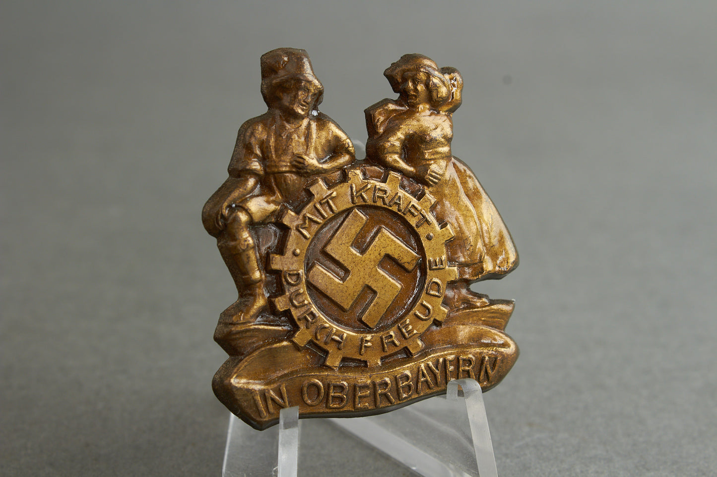 Kraft durch Freude (KdF) "In Oberbayern" Tinnie. Original.