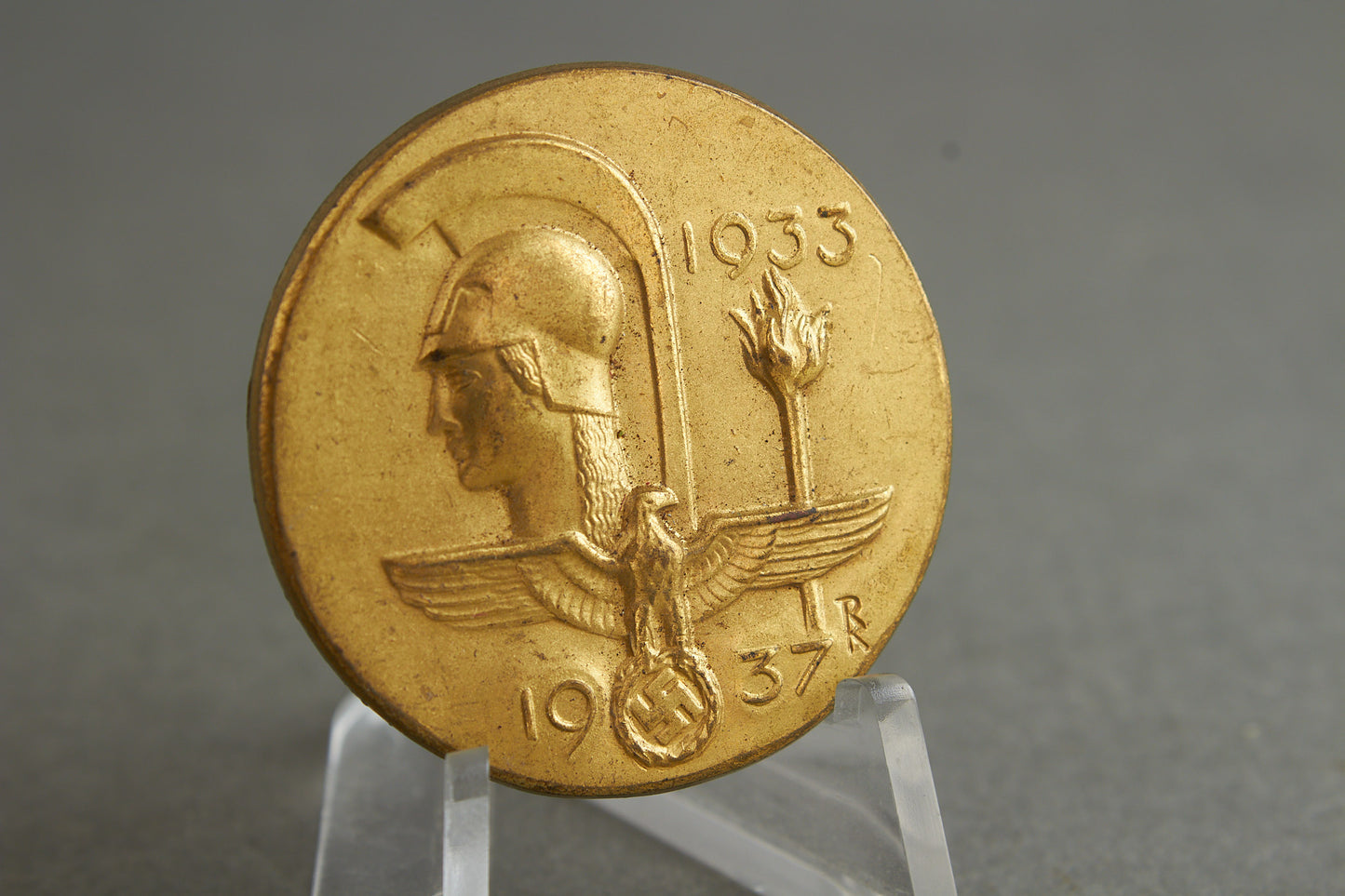 NSDAP "Haus der Deutschen Kunst 1937" Tinnie. Original.
