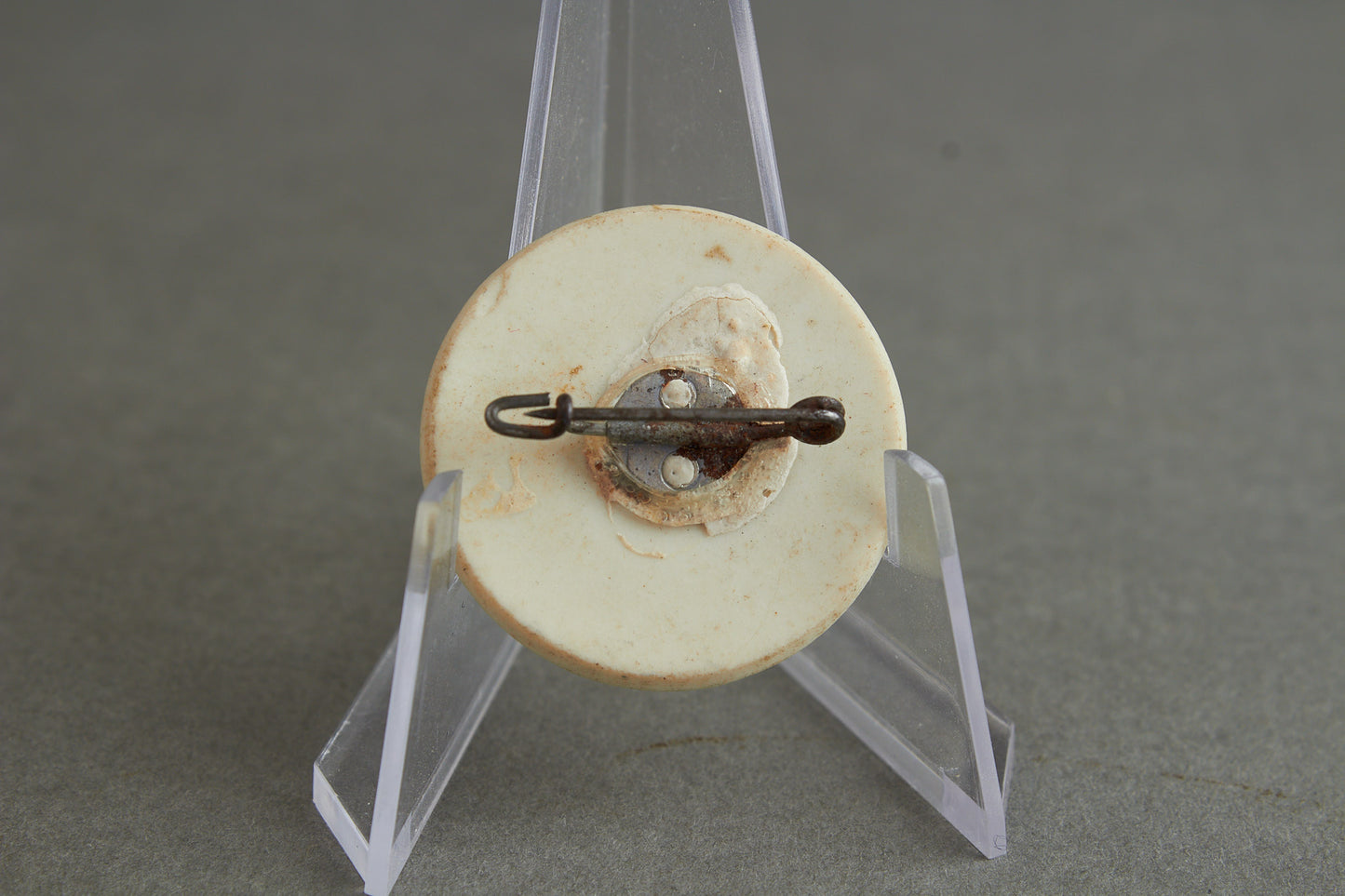 Kraft durch Freude (KdF) "Hamburg 1939" Tinnie. Original.