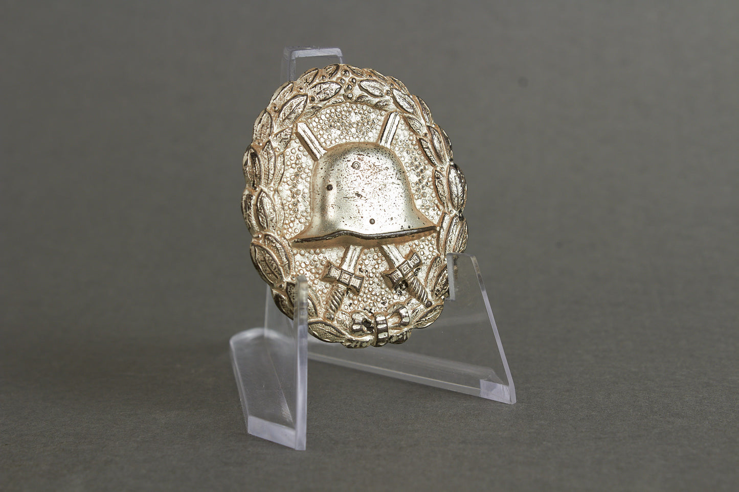 Wound Badge "Verwundetenabzeichen" in Silver. Original.