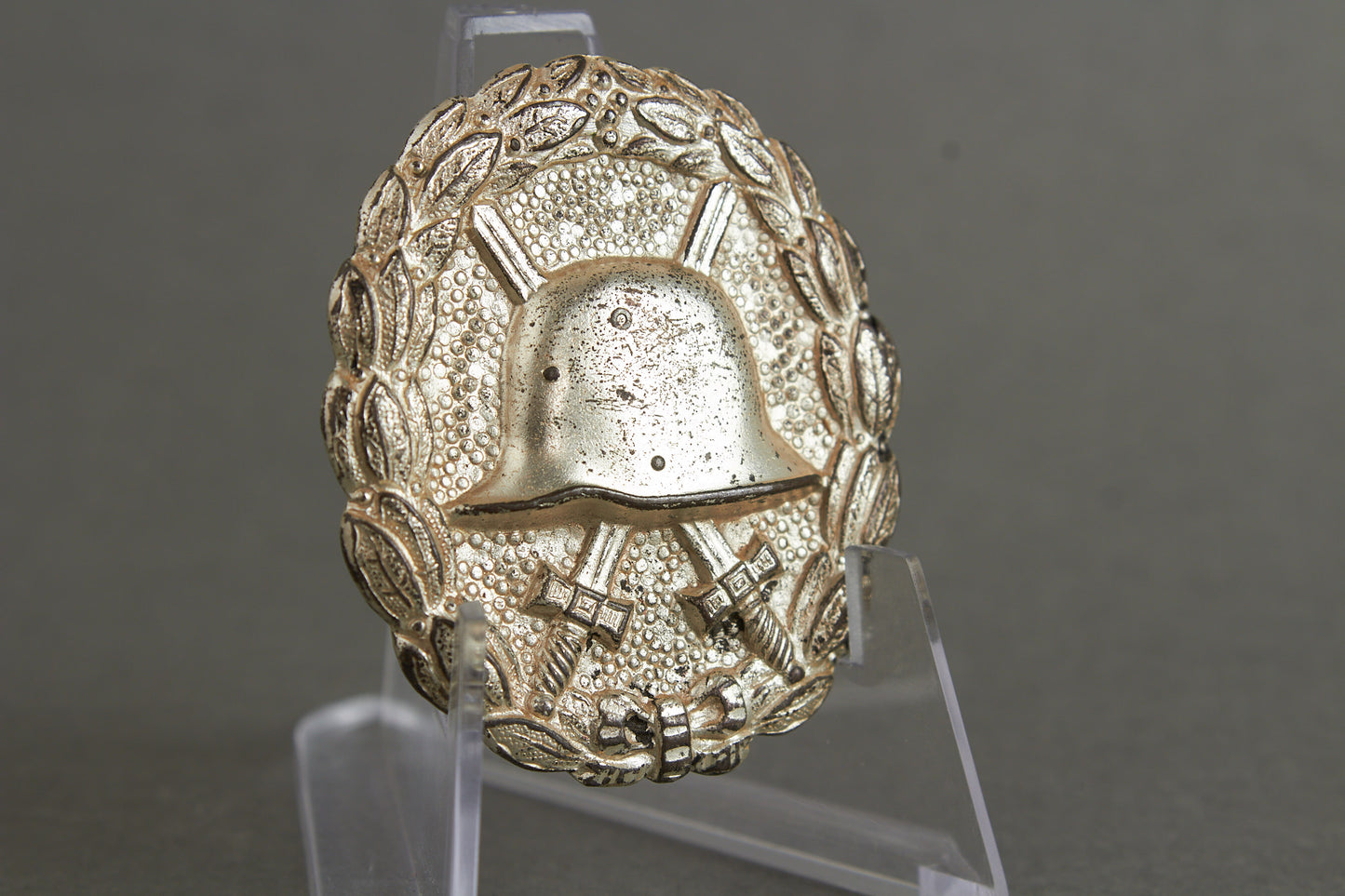 Wound Badge "Verwundetenabzeichen" in Silver. Original.