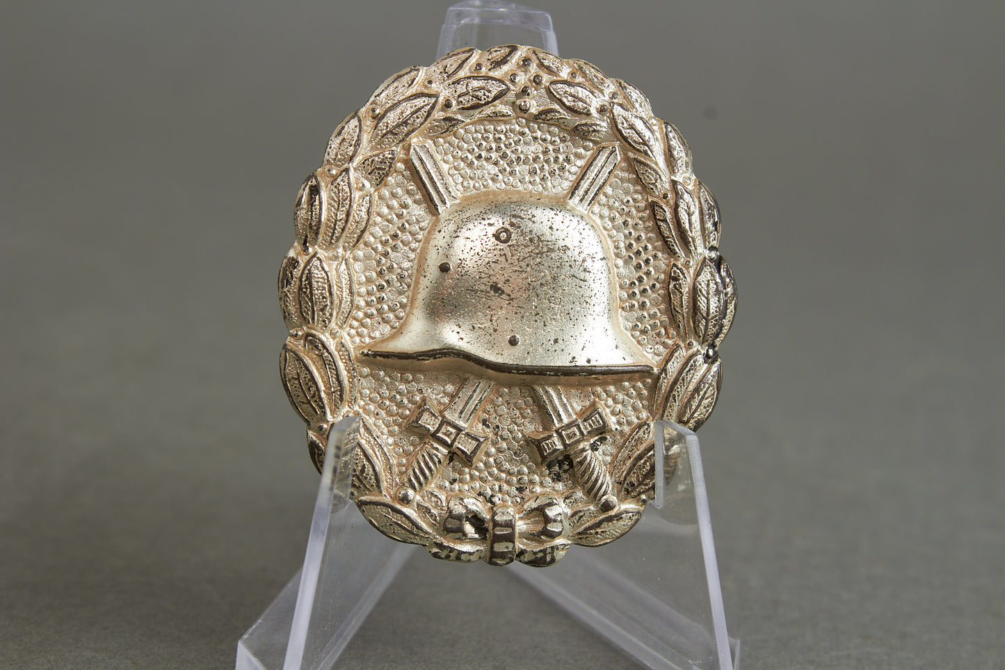 Wound Badge "Verwundetenabzeichen" in Silver. Original.