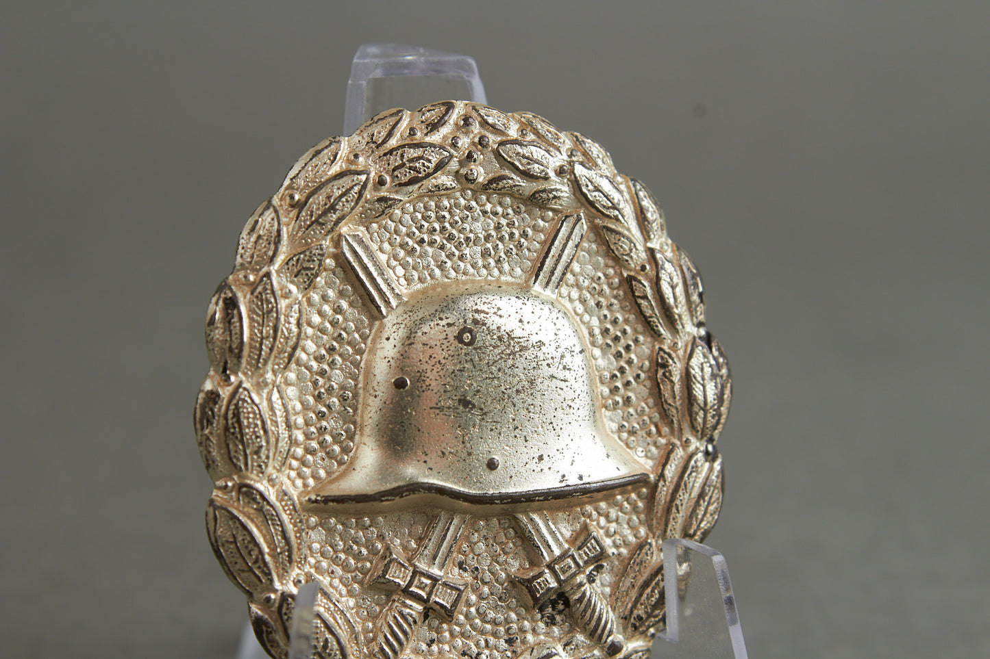 Wound Badge "Verwundetenabzeichen" in Silver. Original.