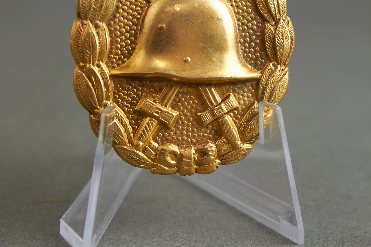 Wound Badge "Verwundetenabzeichen" in Gold. Original.