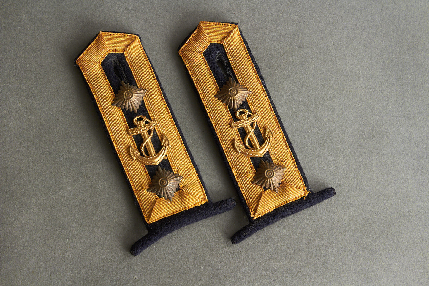 Kriegsmarine Shoulder Boards. Matching Pair. Original.