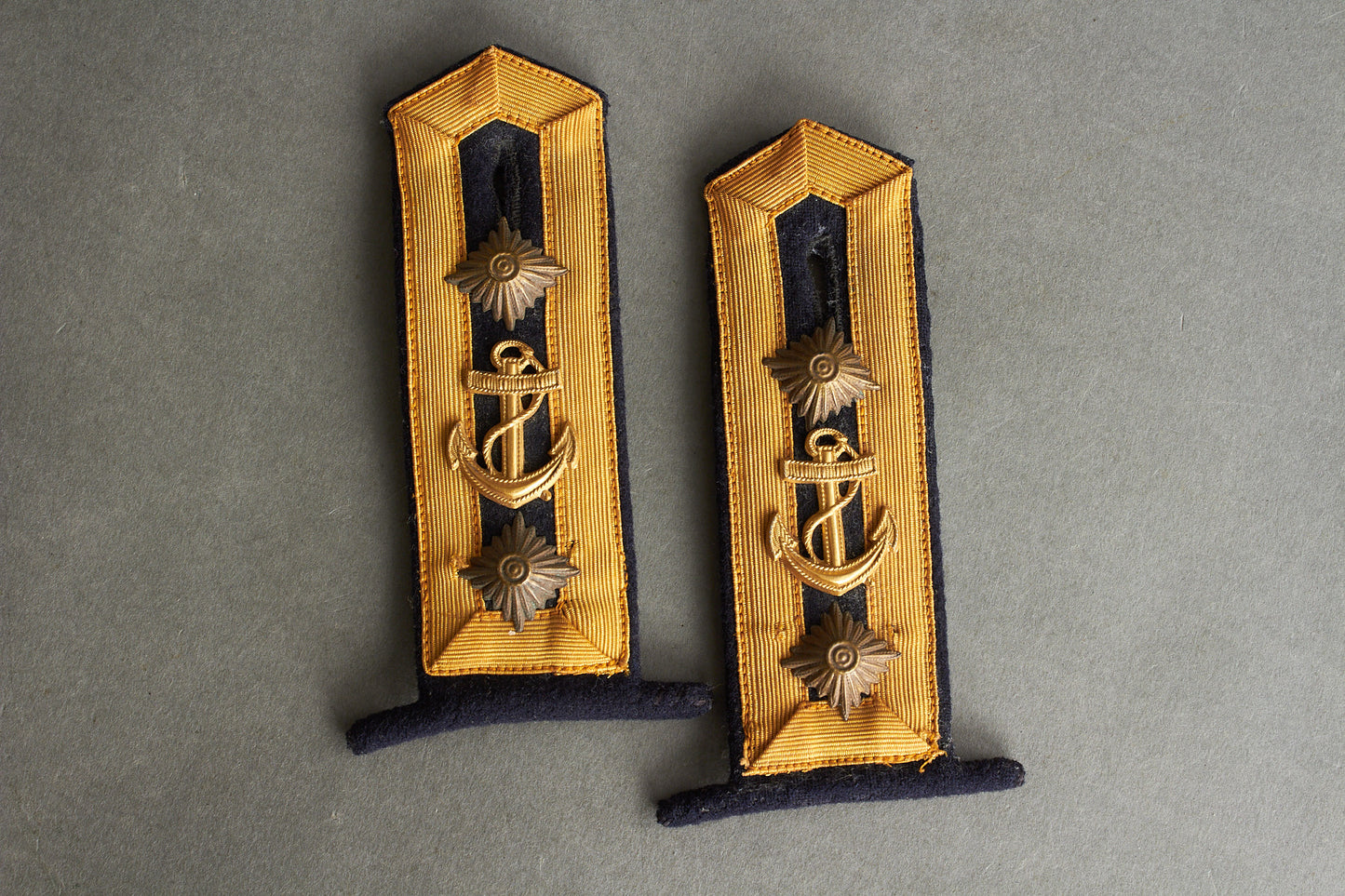 Kriegsmarine Shoulder Boards. Matching Pair. Original.