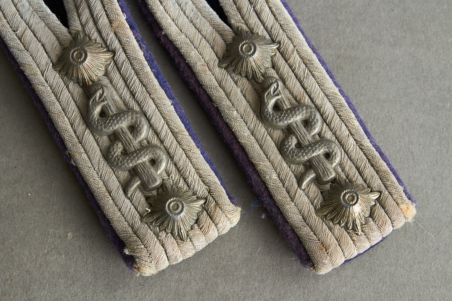 Wehrmacht "Sanitäter" Shoulder Boards. "Slip on". Matching pair. Original.