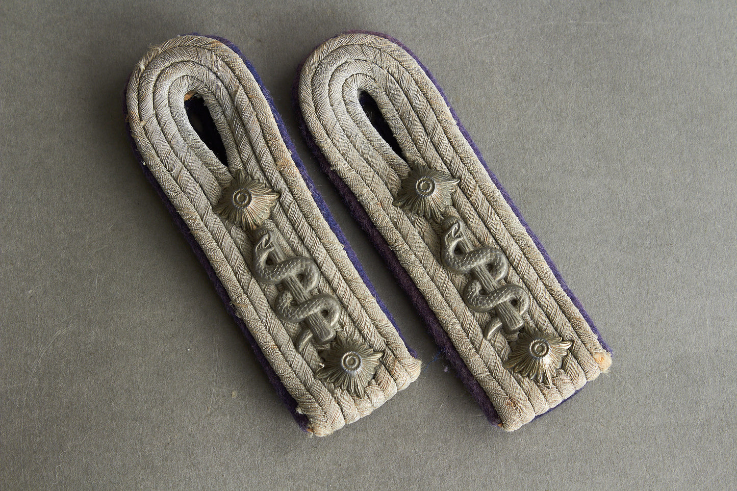 Wehrmacht "Sanitäter" Shoulder Boards. "Slip on". Matching pair. Original.