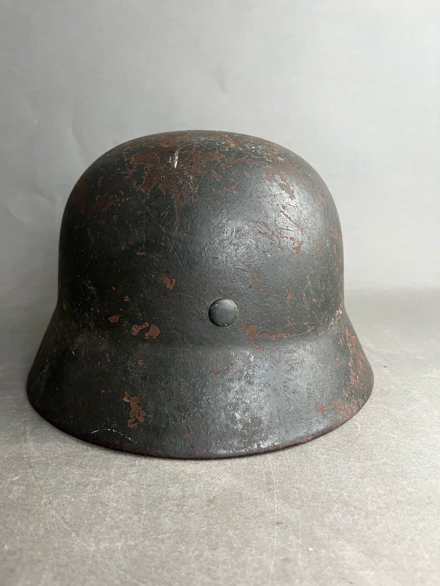 Wehrmacht M40 Helmet. Single Decal. Original.