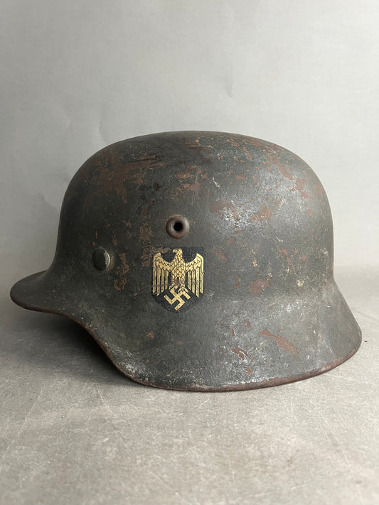 Wehrmacht M40 Helmet. Single Decal. Original.