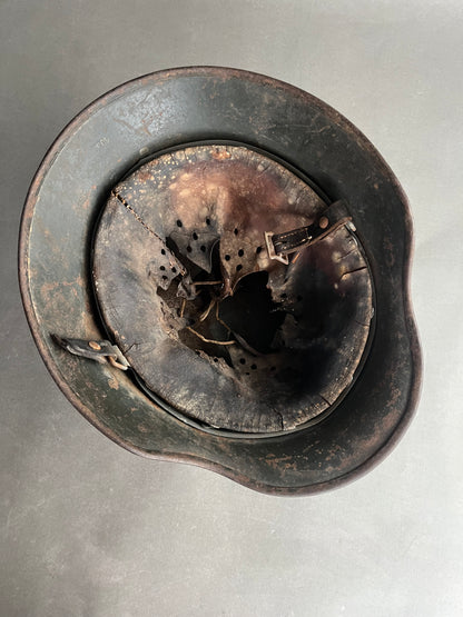 Wehrmacht M40 Helmet. Single Decal. Original.