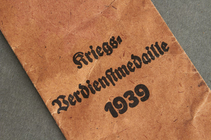"Kriegsverdienstmedaille 1939" Envelope. Maker marked "Friedrich Orth". Original.