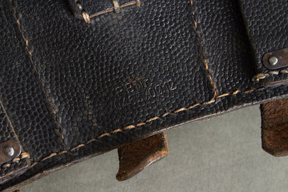 Black K98 Ammunition Pouch. Complete. With R.B.Nr. Original.