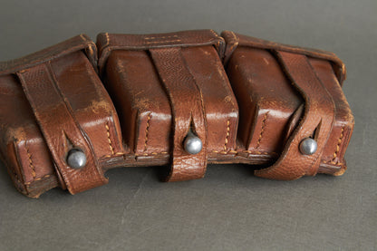 Brown K98 Ammunition Pouch. Complete. With maker. Original.