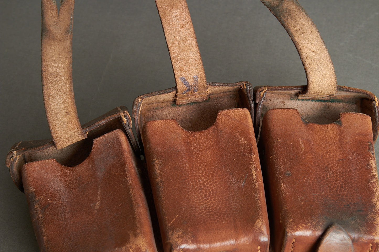 Brown K98 Ammunition Pouch. Complete. With maker. Original.