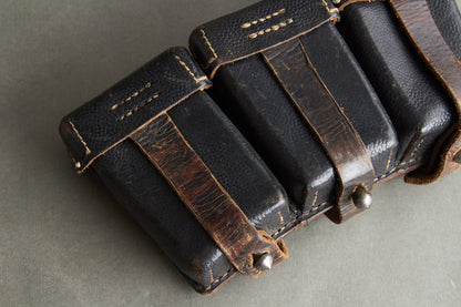 Black K98 Ammunition Pouch. Complete. Maker "LAGO WESTFALEN". Original.