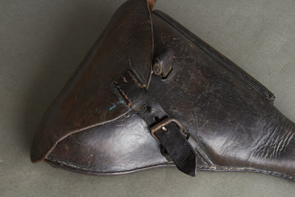Early Unit Marked Polizei Luger P08 Holster. Cleaning rod holder half-cut. Rare! Original.