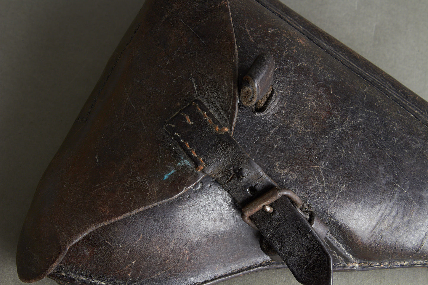 Early Unit Marked Polizei Luger P08 Holster. Cleaning rod holder half-cut. Rare! Original.