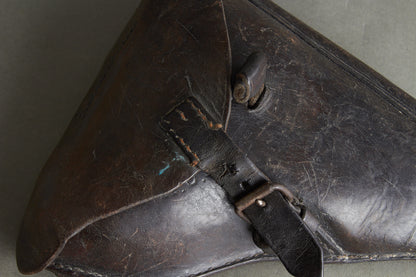 Early Unit Marked Polizei Luger P08 Holster. Cleaning rod holder half-cut. Rare! Original.