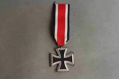 Iron Cross "Eisernes Kreuz" 2. Class. Maker marked "13" (Gustav  Brehmer). Original.