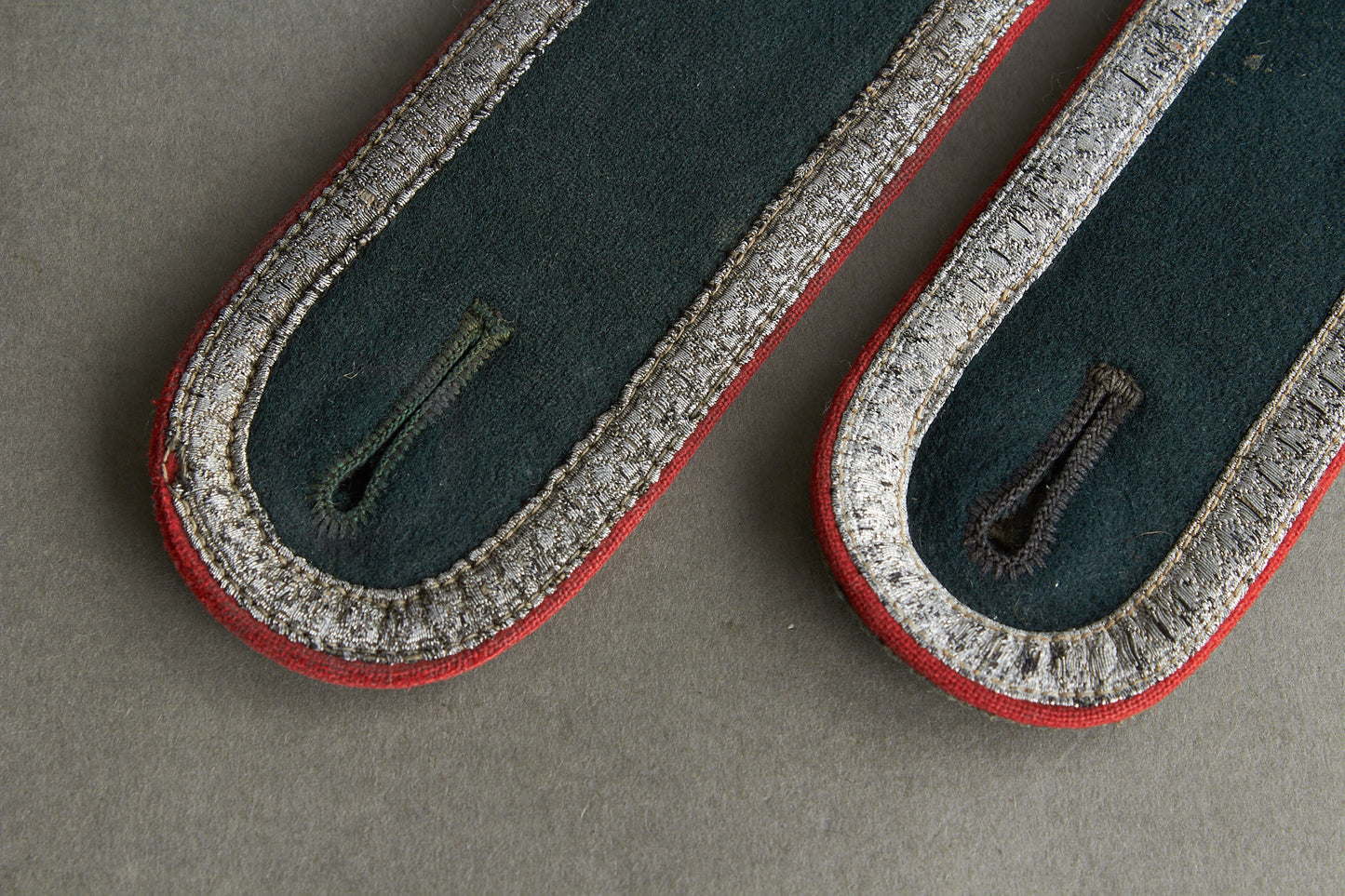 Wehrmacht "Artillerie" Shoulder Boards. "Slip on". Matching pair. Original.