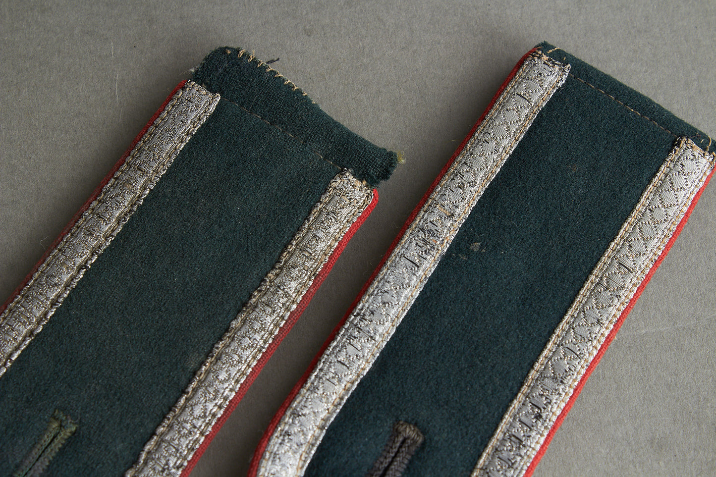 Wehrmacht "Artillerie" Shoulder Boards. "Slip on". Matching pair. Original.
