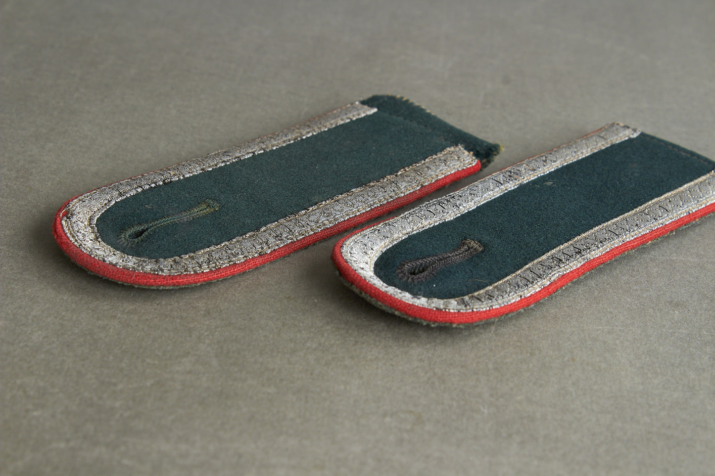 Wehrmacht "Artillerie" Shoulder Boards. "Slip on". Matching pair. Original.
