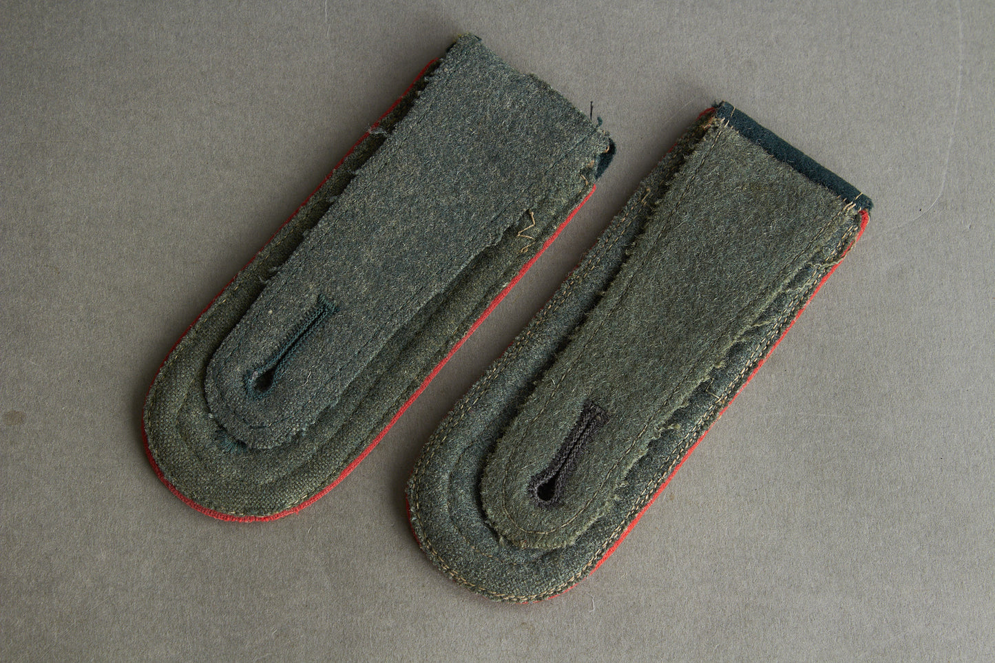 Wehrmacht "Artillerie" Shoulder Boards. "Slip on". Matching pair. Original.