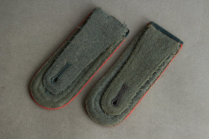 Wehrmacht "Artillerie" Shoulder Boards. "Slip on". Matching pair. Original.