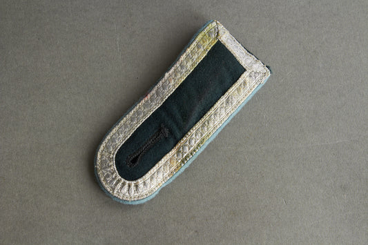 Wehrmacht "Fahrtruppen" Shoulder Board. "Slip on". Original.