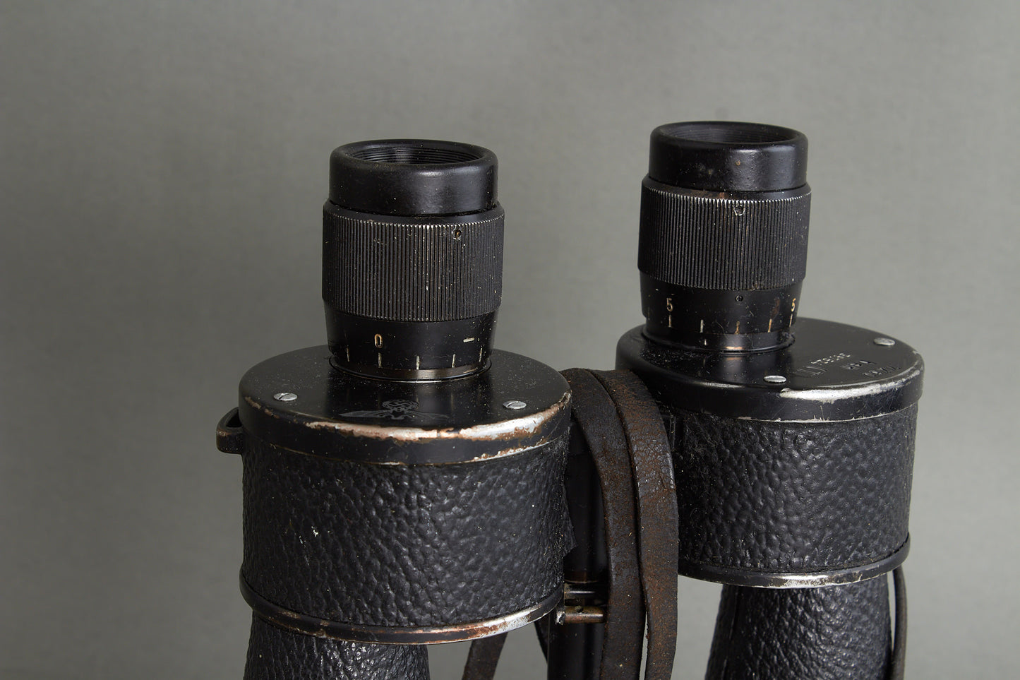 Kriegsmarine 7x50 Binoculars. Manufactured by Ernst Leitz. Marked with code "beh". Original.
