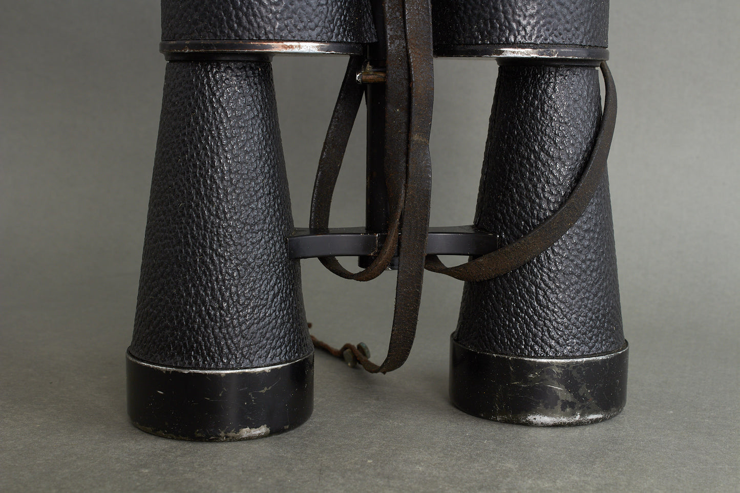 Kriegsmarine 7x50 Binoculars. Manufactured by Ernst Leitz. Marked with code "beh". Original.