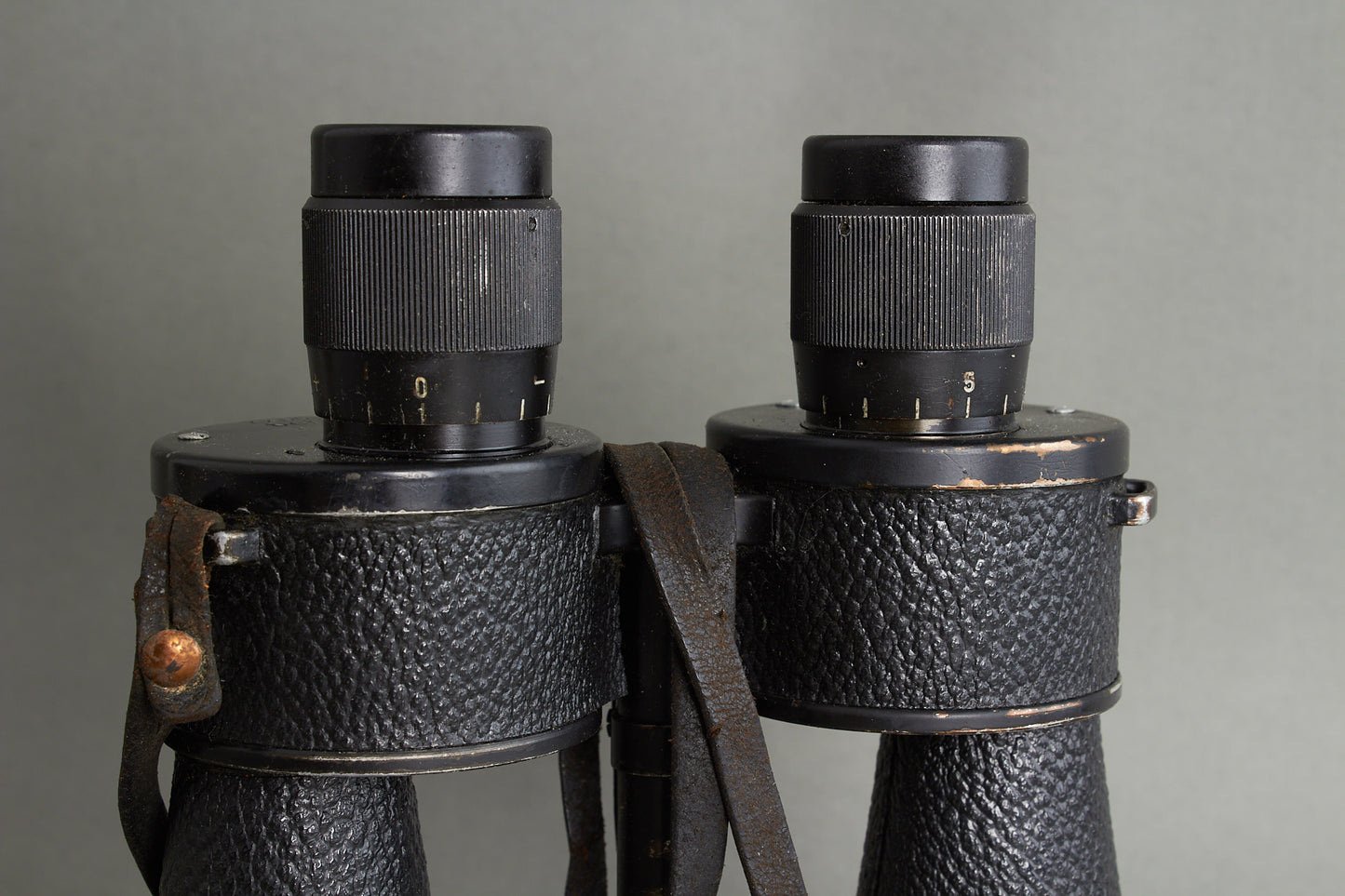Kriegsmarine 7x50 Binoculars. Manufactured by Ernst Leitz. Marked with code "beh". Original.