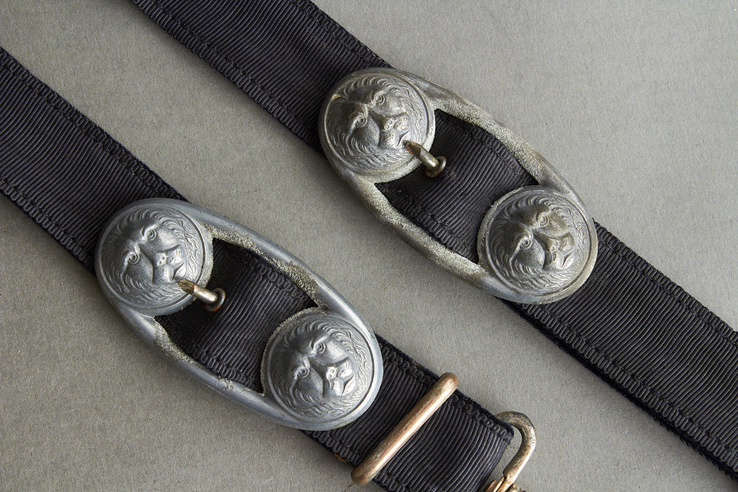 Kriegsmarine Administration (silver) Daggert Hanger. Rare. Original.