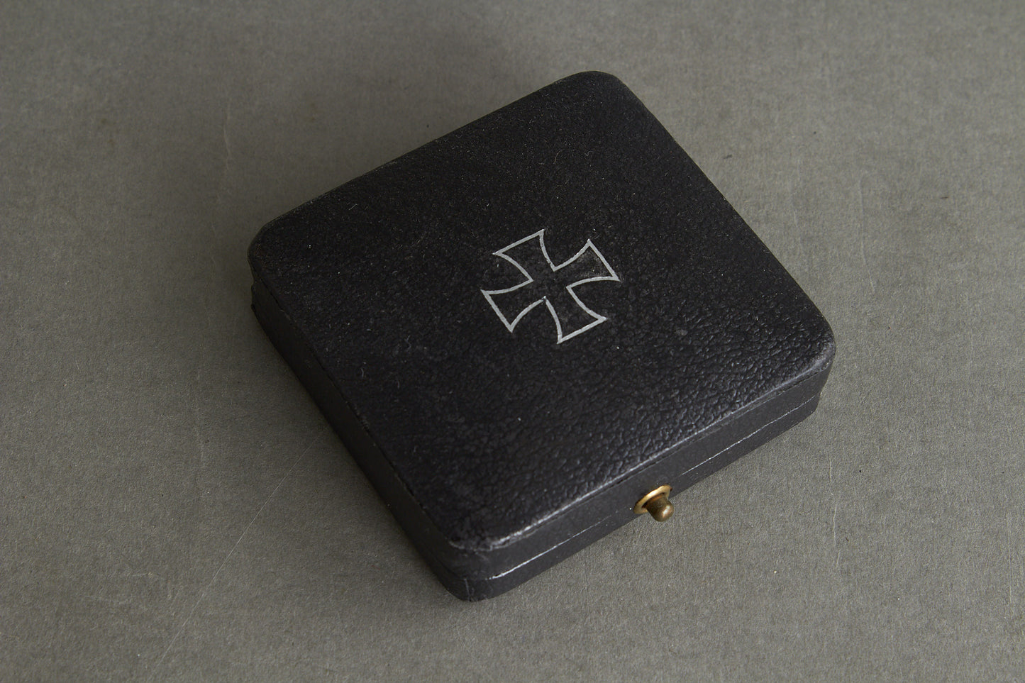 Iron Cross "Eisernes Kreuz" 1. Class in Box. Original.