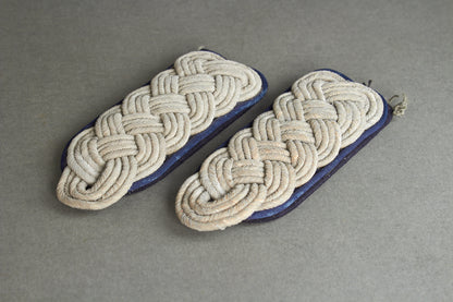 WW2 German Waffen-SS Sanitäter Shoulder Boards. Original.