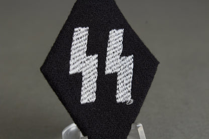 Waffen-SS "Fechtverein Mitglieder" Fencing Sleeve Diamond. Original.