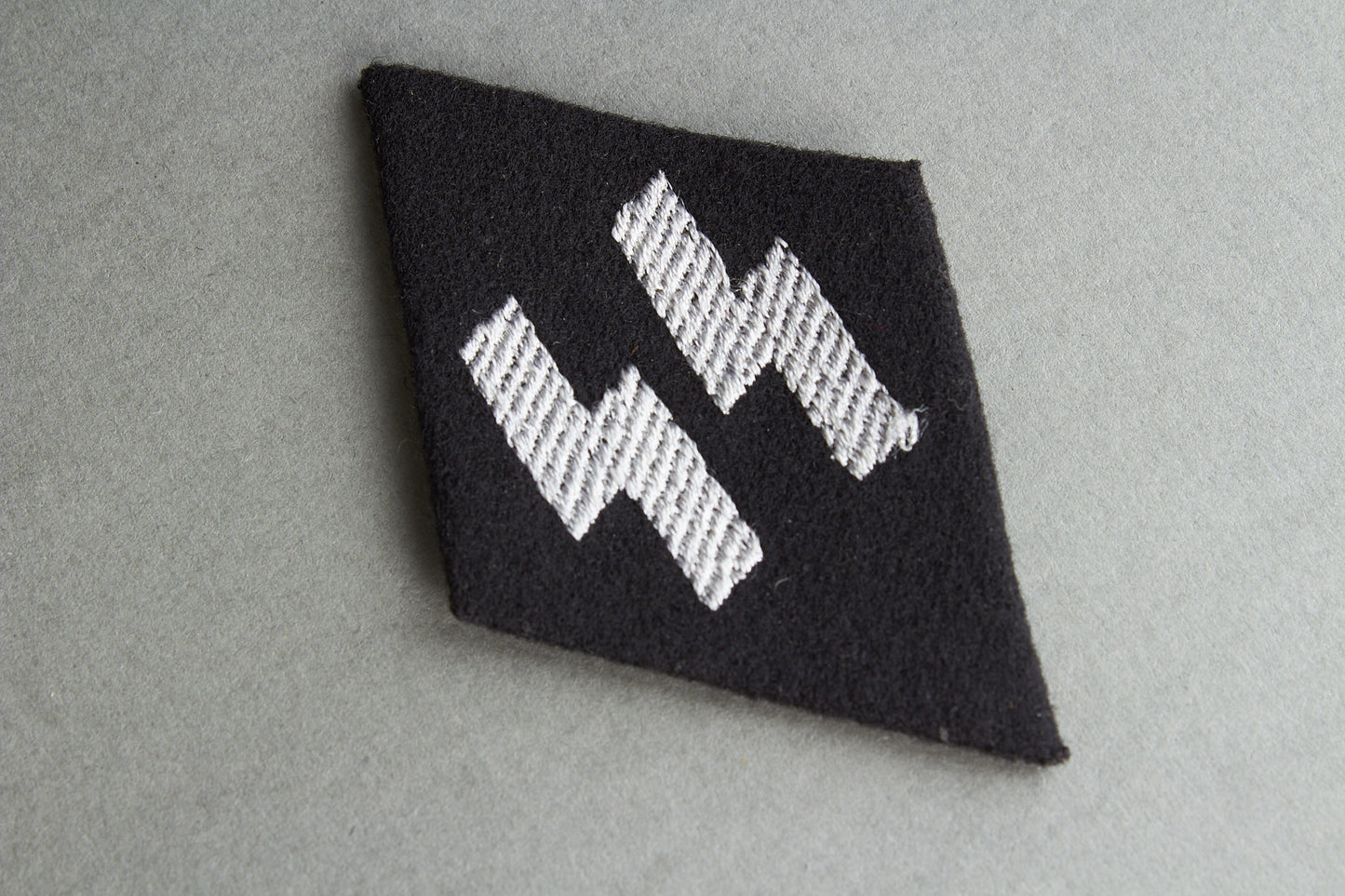 Waffen-SS "Fechtverein Mitglieder" Fencing Sleeve Diamond. Original.