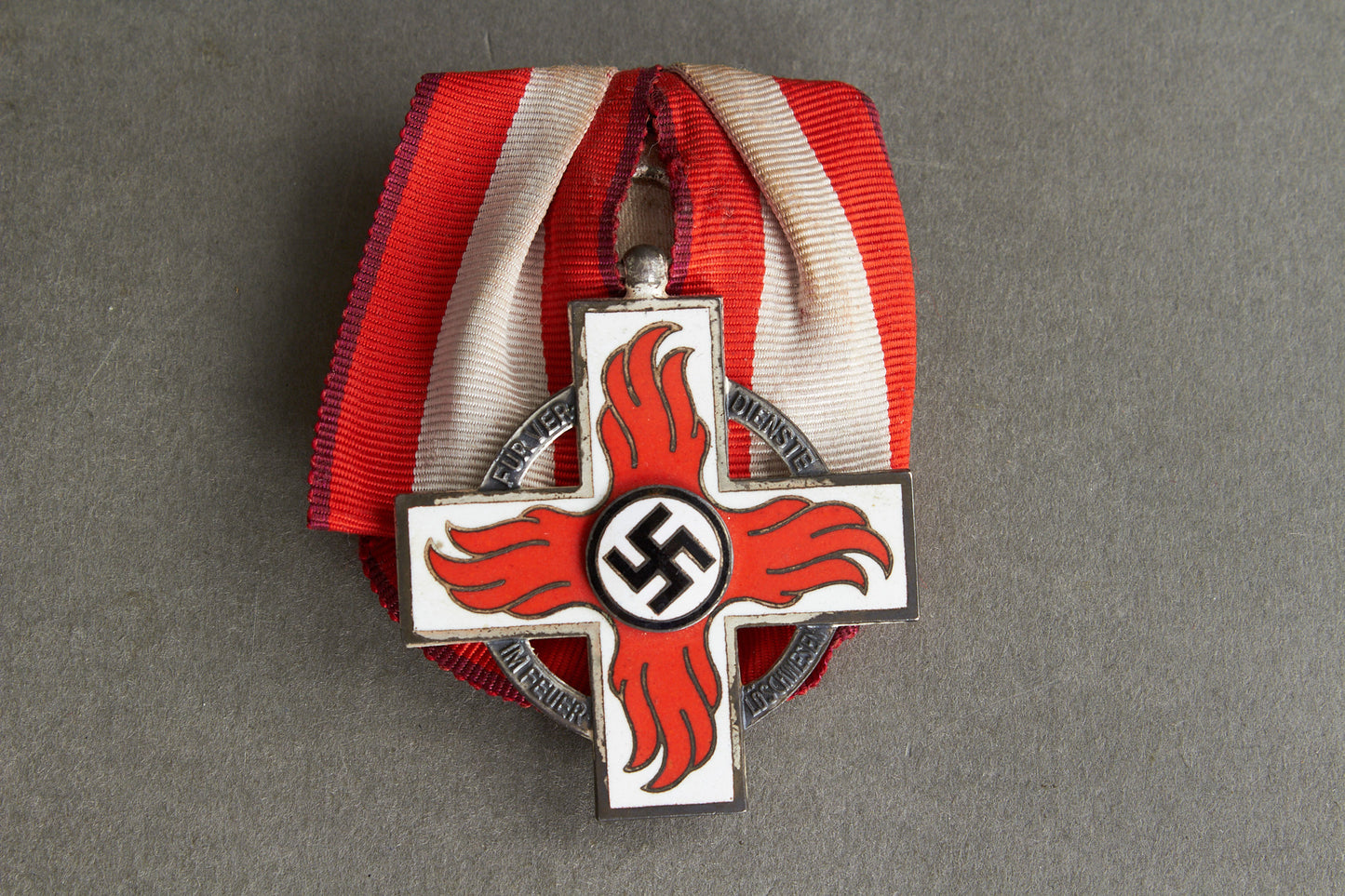 Feuerwehr "Ehrenzeichen 2. Stufe". Original.