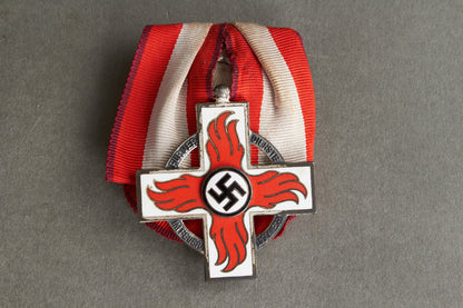 Feuerwehr "Ehrenzeichen 2. Stufe". Original.