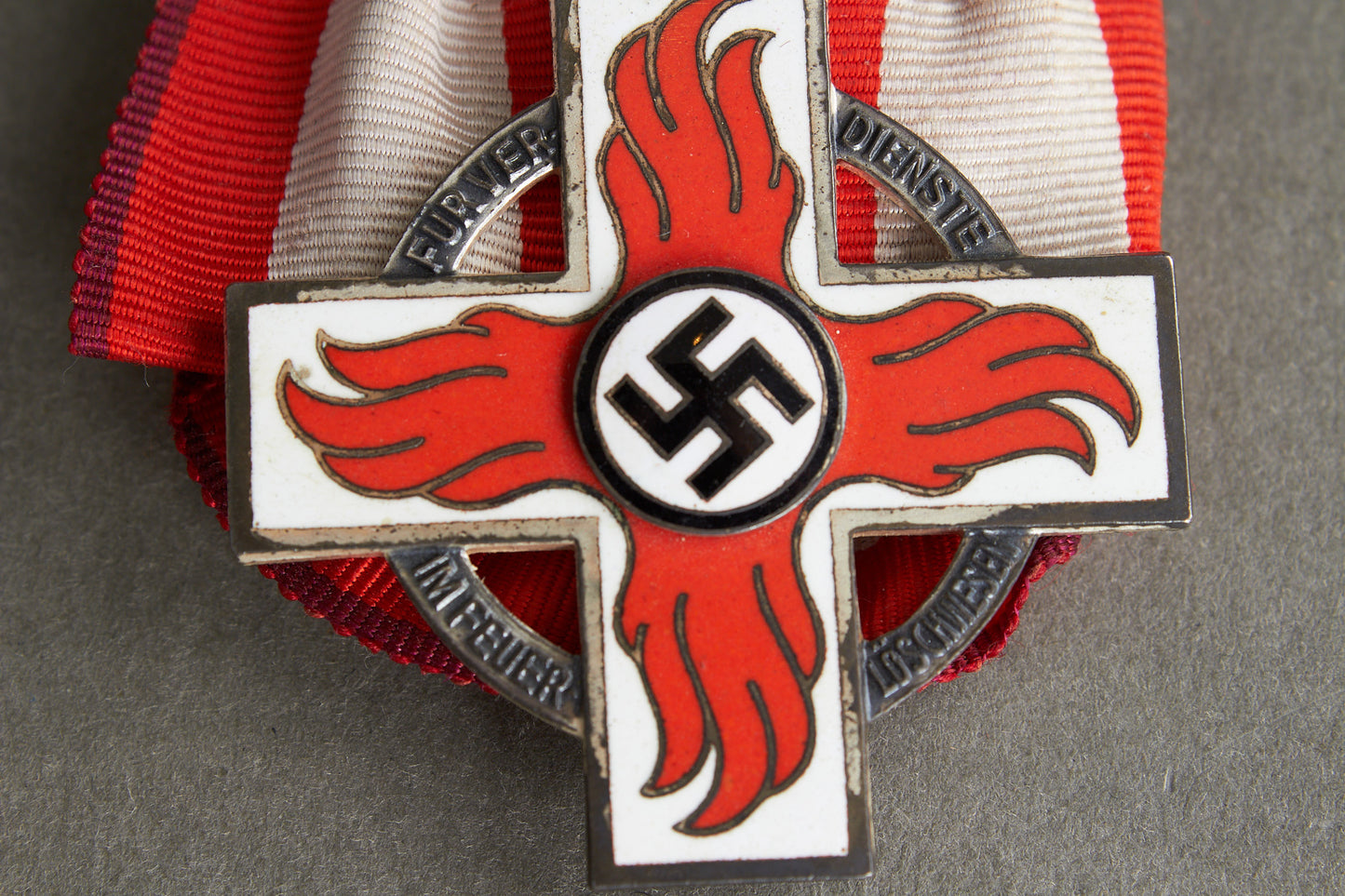 Feuerwehr "Ehrenzeichen 2. Stufe". Original.