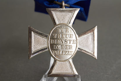 Polizei "Dienstauszeichnung für 18 Jahre". Original.