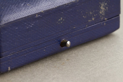 Luftwaffe "Flakkampfabzeichen" Award Box. Original.