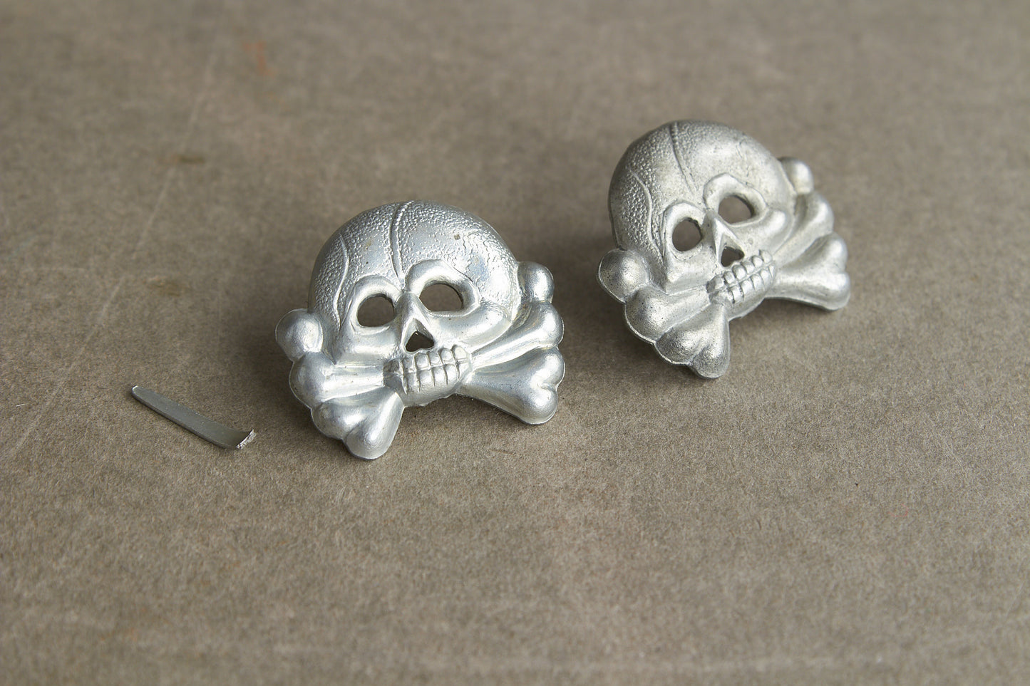 Wehrmacht Panzer Collar Tab "Totenkopf" skulls. Matching. Original.