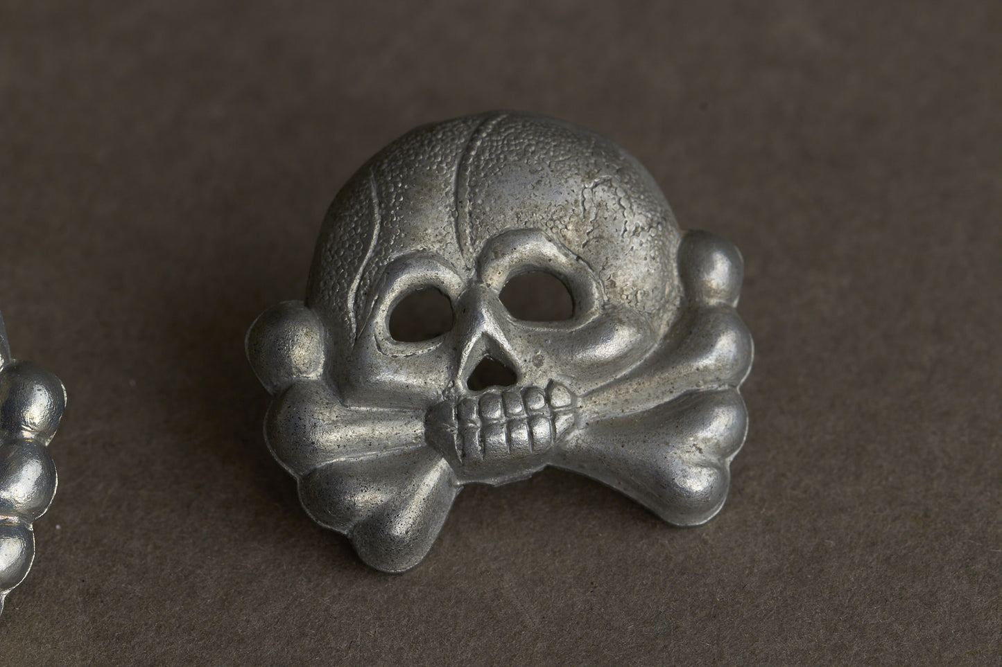 Wehrmacht Panzer Collar Tab "Totenkopf" skulls. Matching. Original.