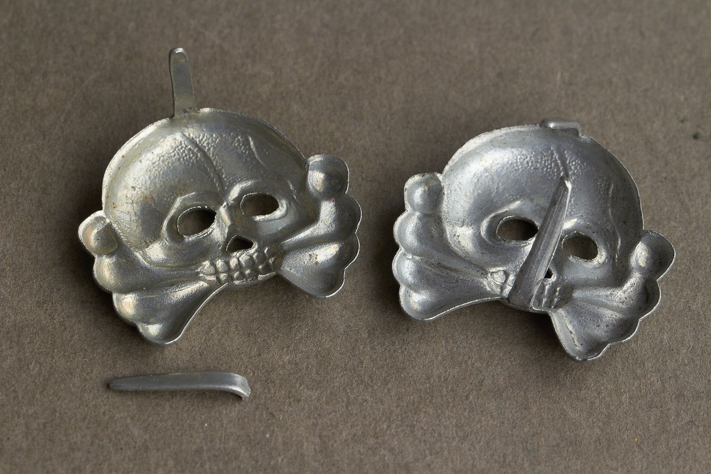 Wehrmacht Panzer Collar Tab "Totenkopf" skulls. Matching. Original.