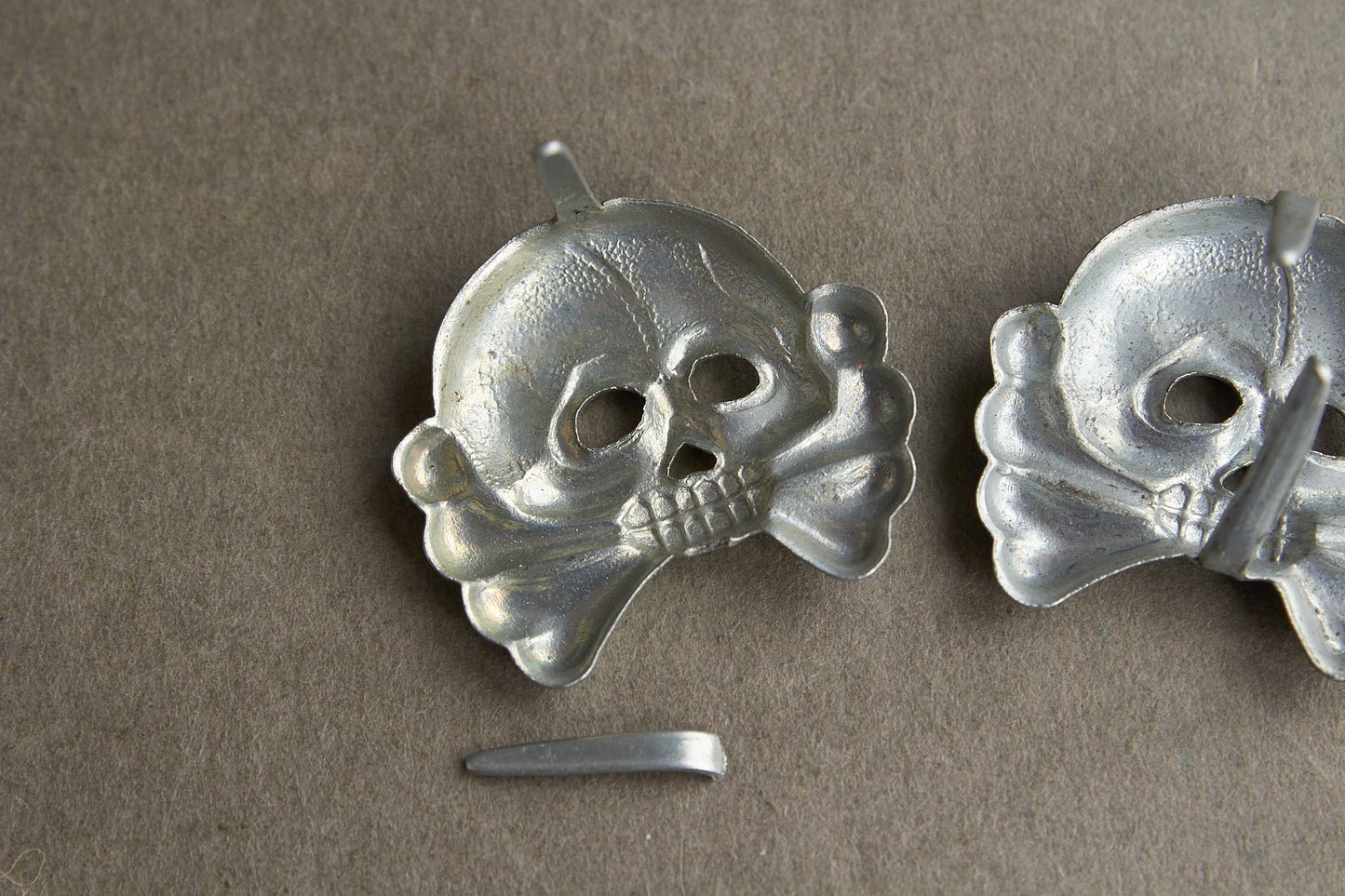 Wehrmacht Panzer Collar Tab "Totenkopf" skulls. Matching. Original.